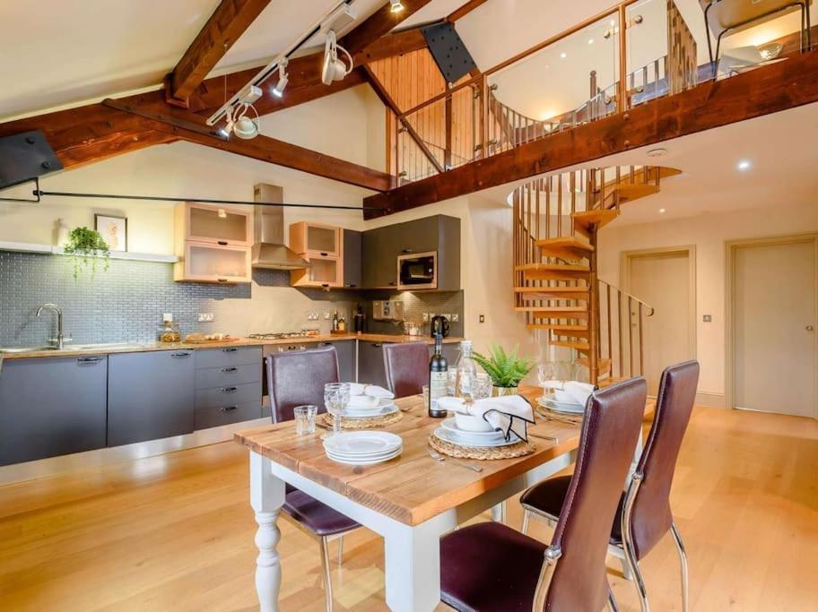 Ferienwohnung Woodmill Bakewell Riverside Exterior foto